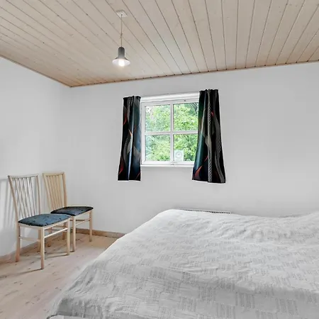 Holiday home Son's Hus Give